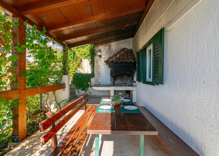 Villa Sine With Amazing Sea Panorama Vinišće