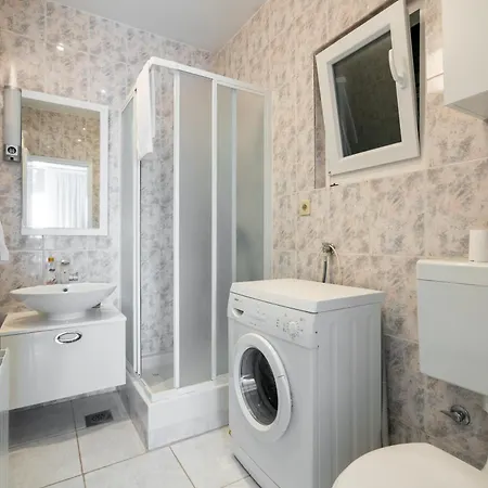 Вилла Sine With Amazing Sea Panorama Винишче