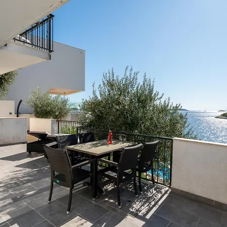 Sine With Amazing Sea Panorama * Винишче