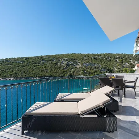 Villa Sine With Amazing Sea Panorama - Happy *