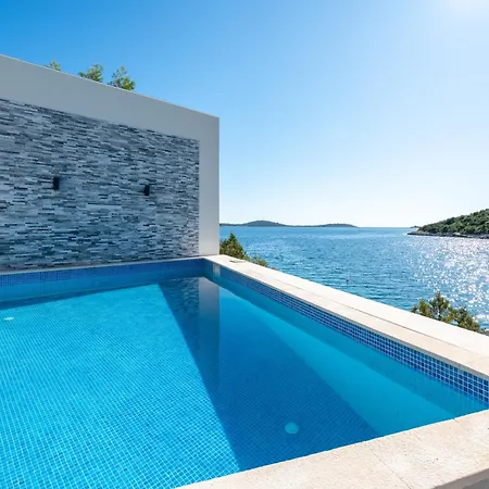 Sine With Amazing Sea Panorama - Happy Villa Vinisce